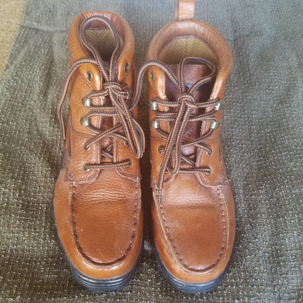 Woman's size7m steel toe wolverine boots